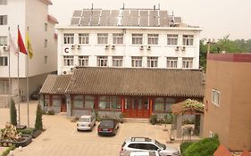 Zilong Business Hotel Beijing